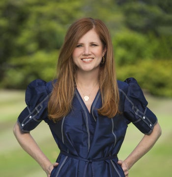 Portrait of Debbie Teague, Sales Associate,  GRI, CRS